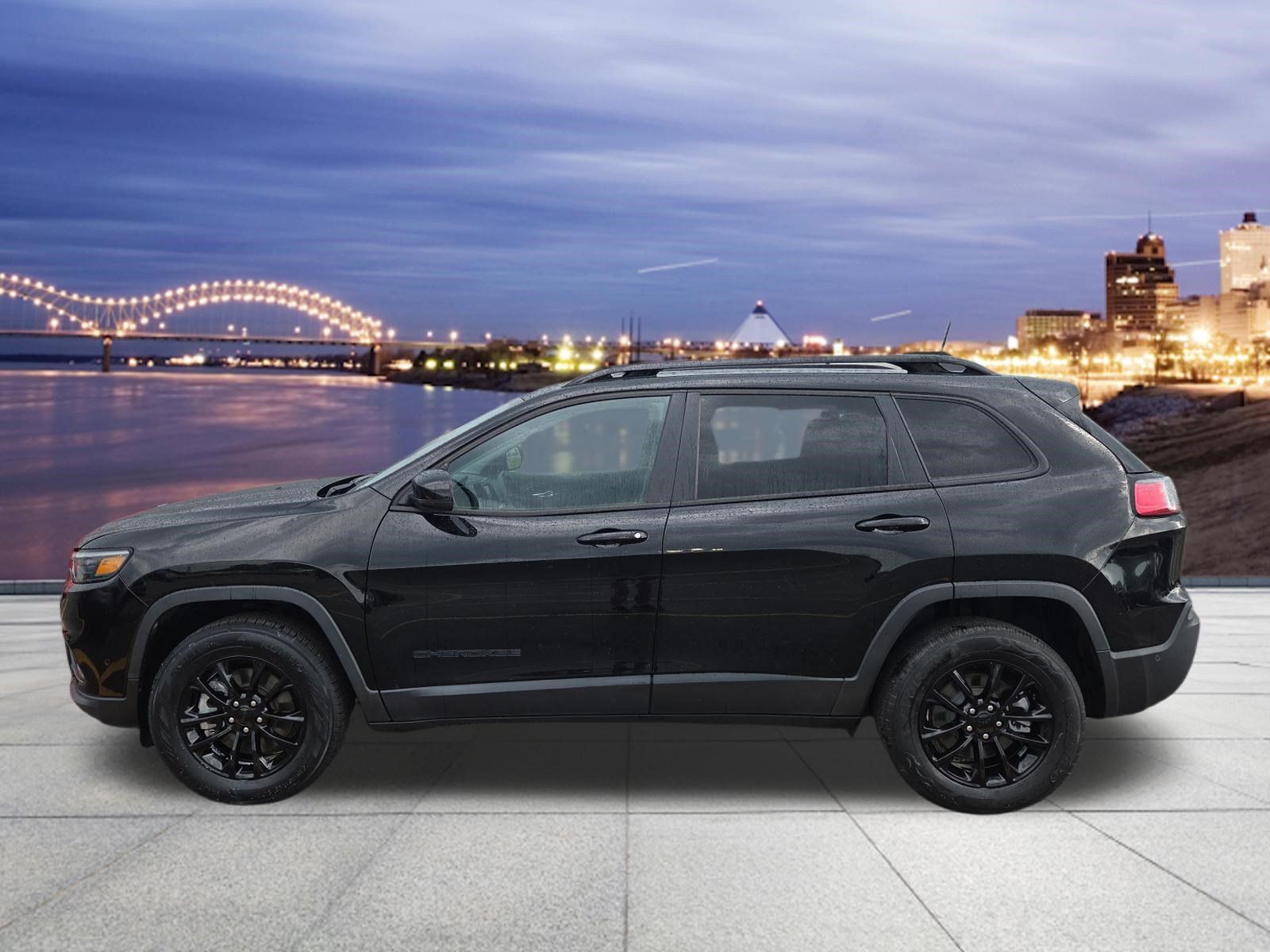 Used 2023 Jeep Cherokee Altitude Lux AWD/4WD image 2