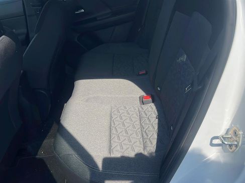 Certified 2025 Nissan Kicks SV FWD image 9