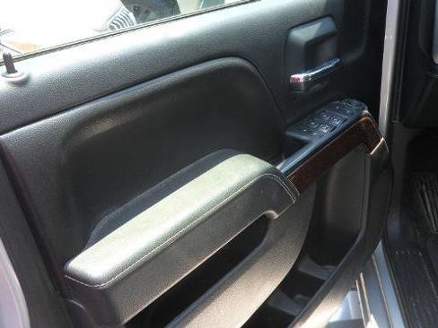 Used 2016 GMC Sierra 1500 SLE w/ SLE Value Package image 19