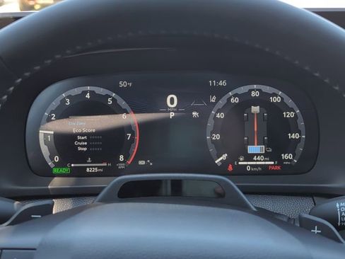 Used 2025 Toyota Crown Signia w/ Advanced Technology Package image 22