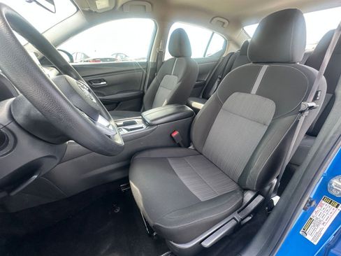 Used 2025 Nissan Sentra SV image 34