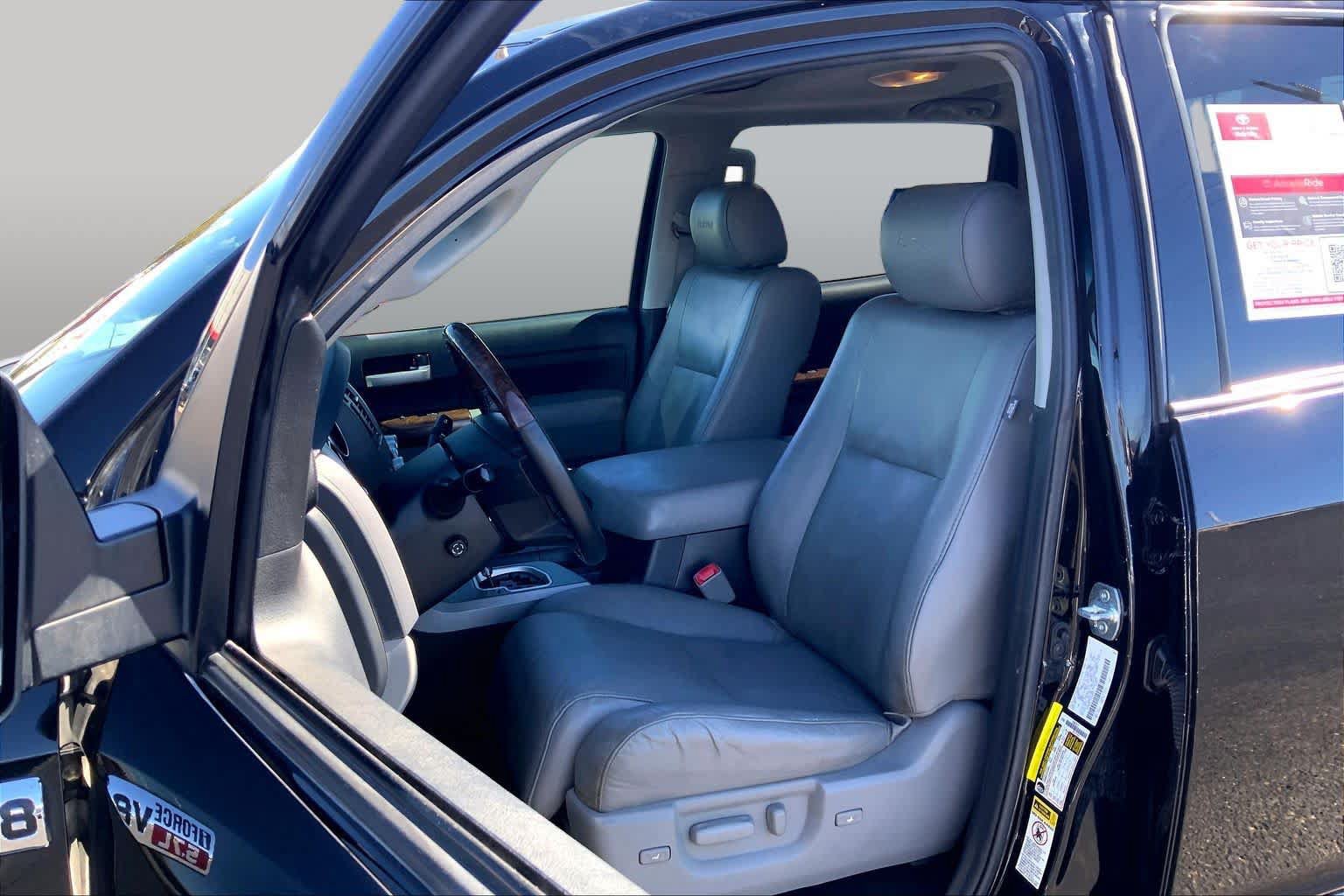Used 2012 Toyota Tundra Limited w/ Platinum Pkg AWD/4WD image 7