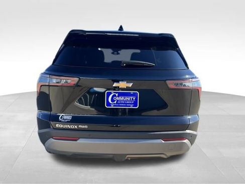 Certified 2025 Chevrolet Equinox LT image 8