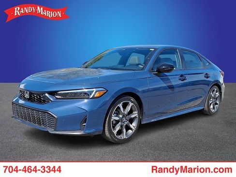 Used 2025 Honda Civic Sport Touring image 1