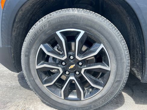 Used 2021 Chevrolet TrailBlazer ACTIV w/ Technology Package AWD/4WD image 33