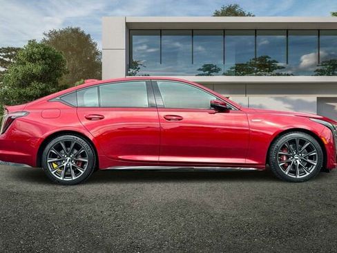 New 2026 Cadillac CT5 V image 3