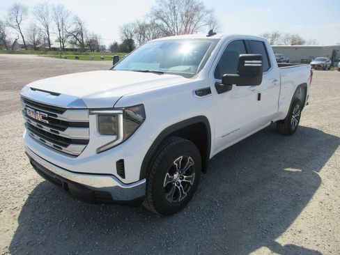 New 2026 GMC Sierra 1500 SLE image 10
