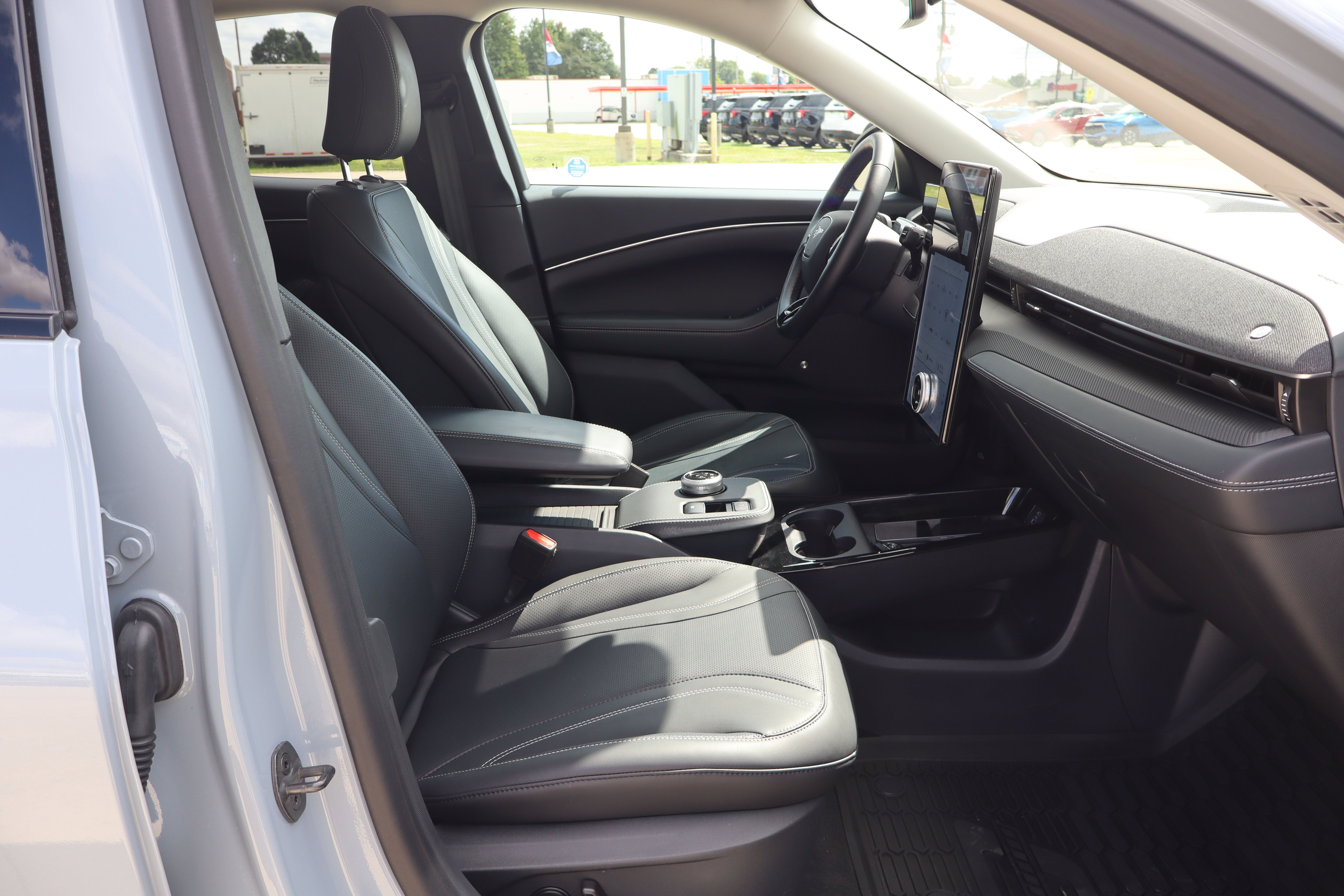 Used 2024 Ford Mustang Mach-E Premium AWD/4WD image 12