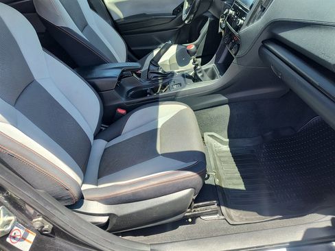 Used 2018 Subaru Crosstrek 2.0i Premium AWD/4WD image 22