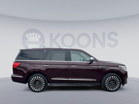 Used 2018 Lincoln Navigator Black Label AWD/4WD image 12