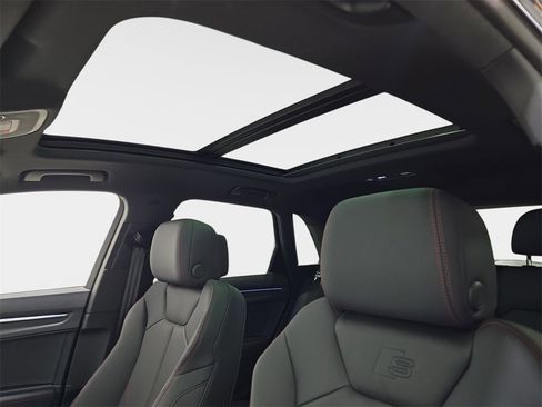 Used 2025 Audi Q3 2.0T Premium Plus w/ Premium Plus Package image 30