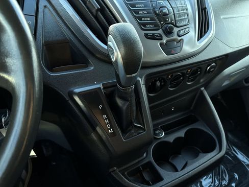 Used 2016 Ford Transit 350 XLT image 21