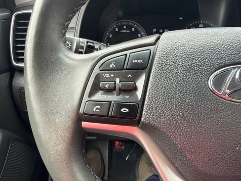 Used 2021 Hyundai Tucson Limited AWD/4WD image 21