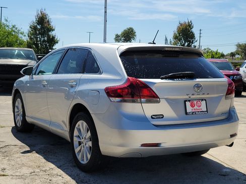 Used 2014 Toyota Venza XLE w/ XLE Premium Package AWD/4WD image 3
