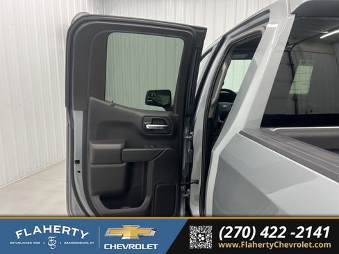 Used 2025 Chevrolet Silverado 1500 Custom w/ LPO, Dark Essentials Package image 10