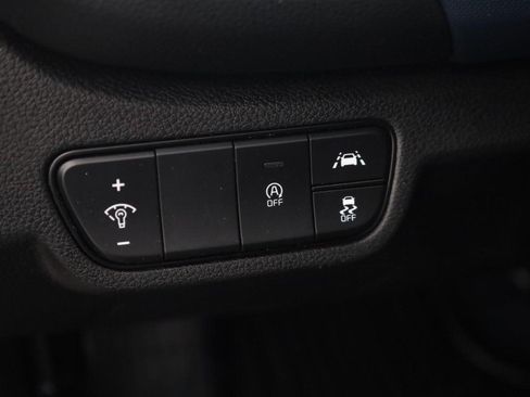 Used 2023 Kia Seltos S FWD image 11
