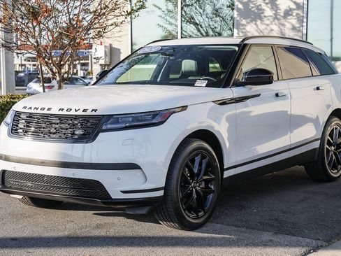 Used 2024 Land Rover Range Rover Velar S image 3