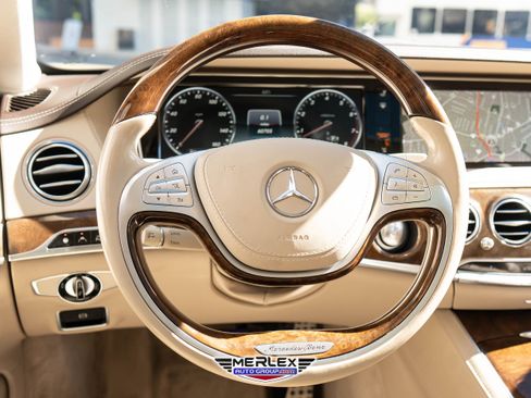Used 2015 Mercedes-Benz S 550 Sedan image 23