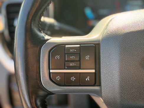 Used 2024 Ford F250 Lariat image 18