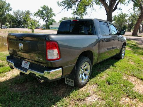 Used 2022 RAM 1500 Big Horn AWD/4WD image 6