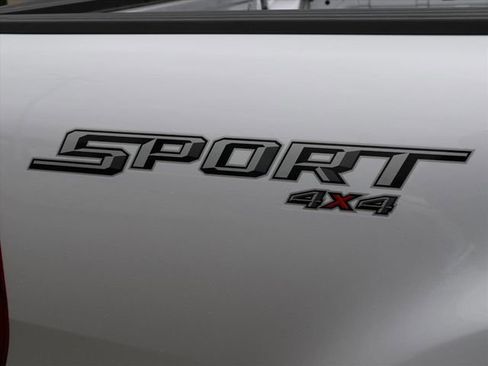 Used 2019 Ford Ranger XLT w/ Equipment Group 301A Mid image 8