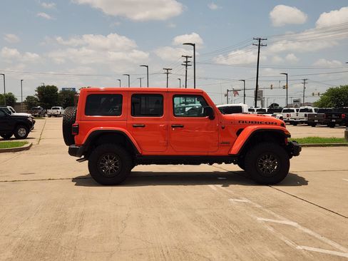 Used 2023 Jeep Wrangler Unlimited Rubicon 392 w/ Trailer Tow Package AWD/4WD image 7