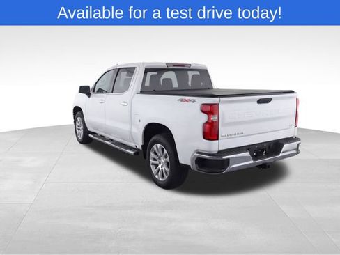 Used 2025 Chevrolet Silverado 1500 LTZ AWD/4WD image 3
