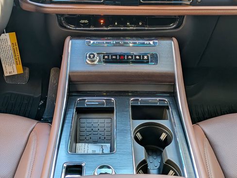 New 2026 Lincoln Aviator Reserve image 21