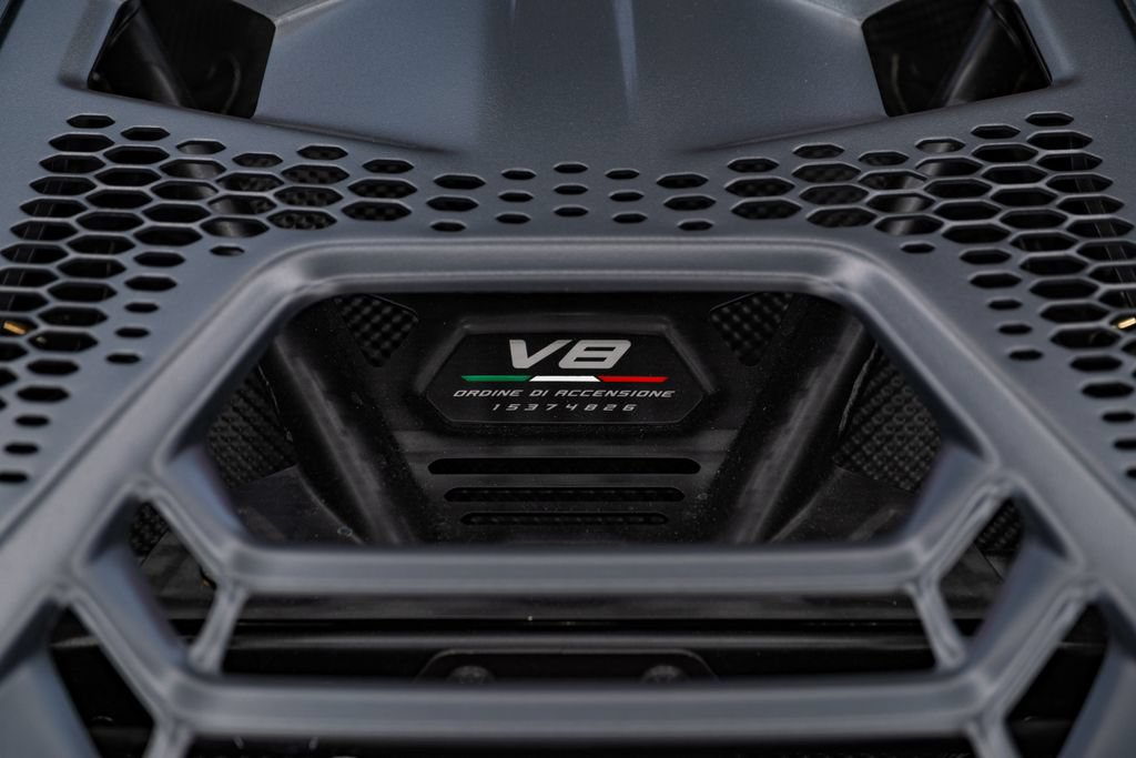 Used 2026 Lamborghini Temerario AWD/4WD image 18