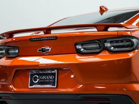 Used 2022 Chevrolet Camaro SS RWD image 13