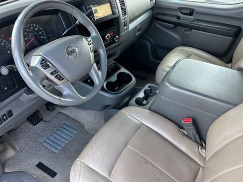 Used 2019 Nissan NV 3500 SL RWD image 9