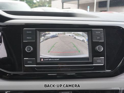 Used 2024 Volkswagen Taos S FWD image 5