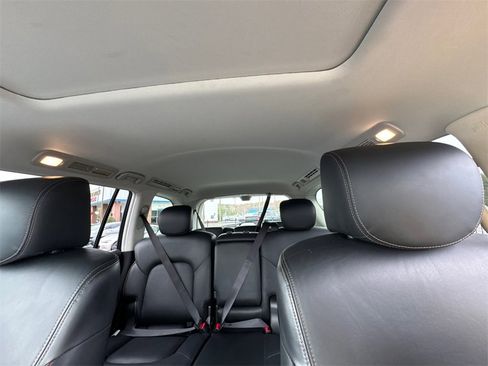 Used 2020 Nissan Armada Platinum w/ Interior Lighting Package image 35