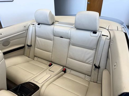 Used 2012 BMW 335i Convertible RWD image 47