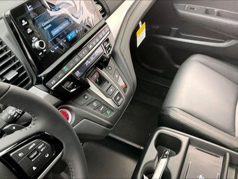 New 2026 Honda Odyssey EX-L image 9
