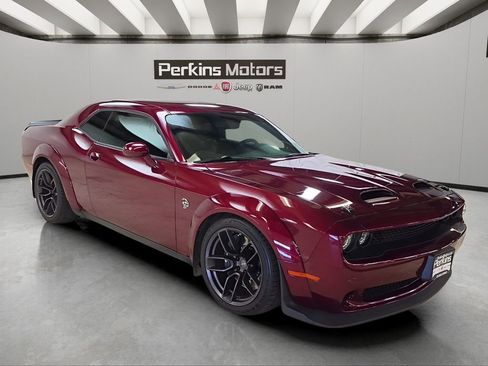 Used 2019 Dodge Challenger SRT Hellcat image 7