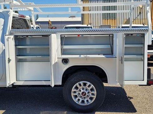 New 2026 GMC Sierra 2500 Pro w/ Convenience Package AWD/4WD image 10