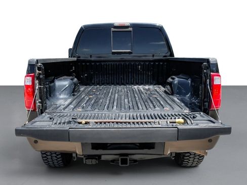 Used 2016 Ford F250 King Ranch w/ FX4 Off-Road Package AWD/4WD image 59