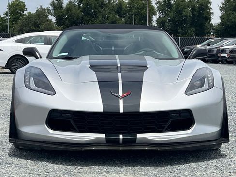 Used 2018 Chevrolet Corvette Z06 RWD image 11