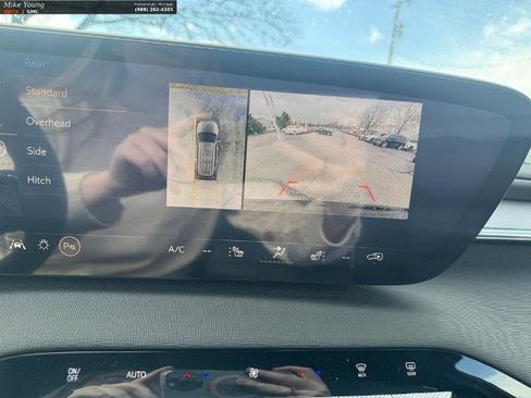 New 2026 Buick Enclave Sport Touring w/ Power Package FWD image 24