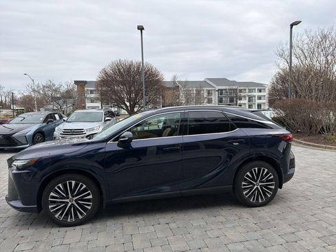 Certified 2023 Lexus RX 350 w/ Accessory Package (2T) image 33