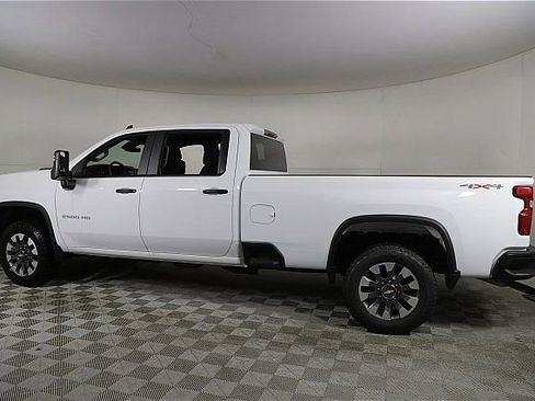 New 2025 Chevrolet Silverado 2500 Custom w/ Custom Value Package image 4