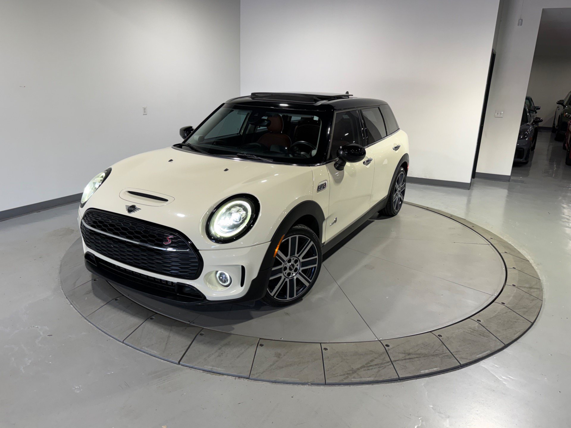 Used 2020 MINI Cooper Clubman S AWD/4WD image 5