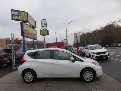 Used 2015 Nissan Versa Note SV image 8