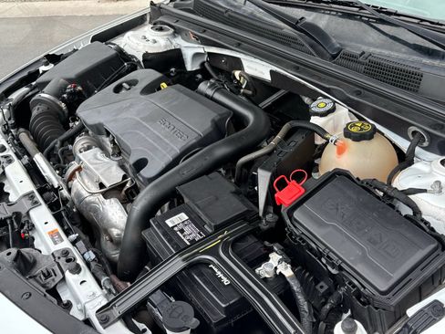 Used 2023 Chevrolet Malibu LS FWD image 23
