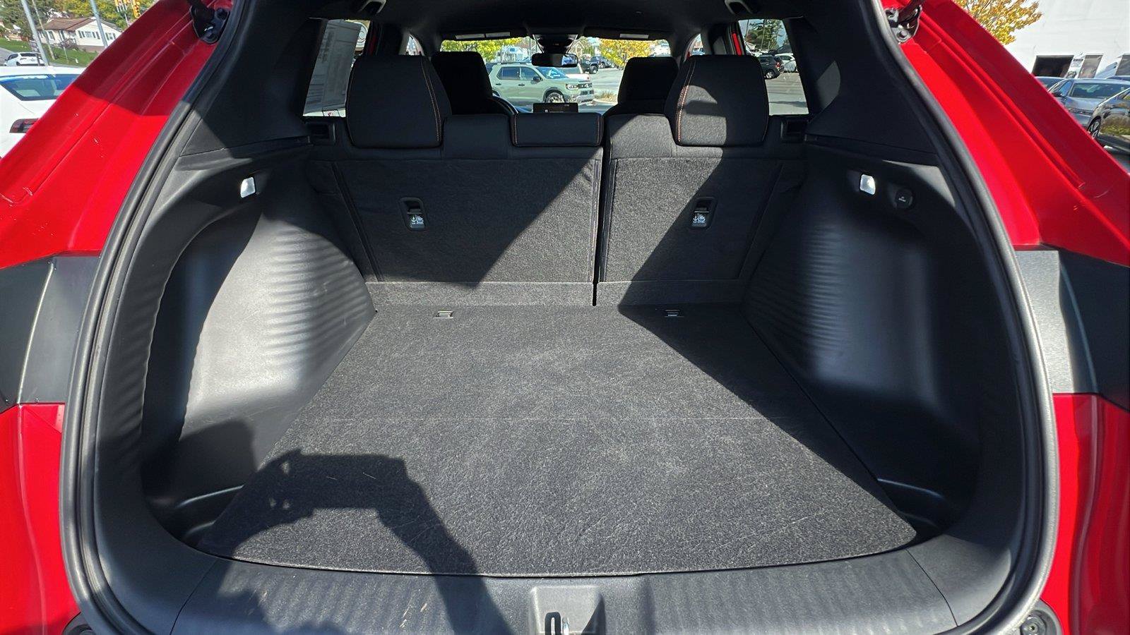 Certified 2025 Honda HR-V Sport image 16