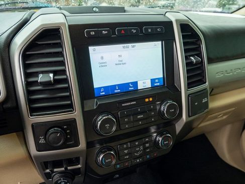 Used 2020 Ford F350 Lariat w/ Lariat Value Package image 17