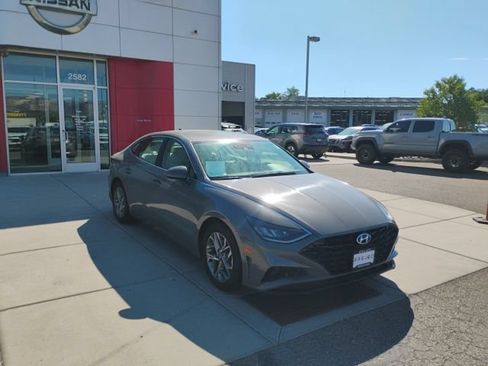 Used 2023 Hyundai Sonata SEL FWD image 3
