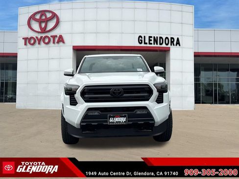 New 2026 Toyota Tacoma SR5 AWD/4WD image 3