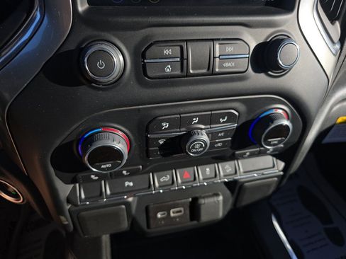 Used 2022 Chevrolet Silverado 1500 LT Trail Boss w/ Safety Package image 25